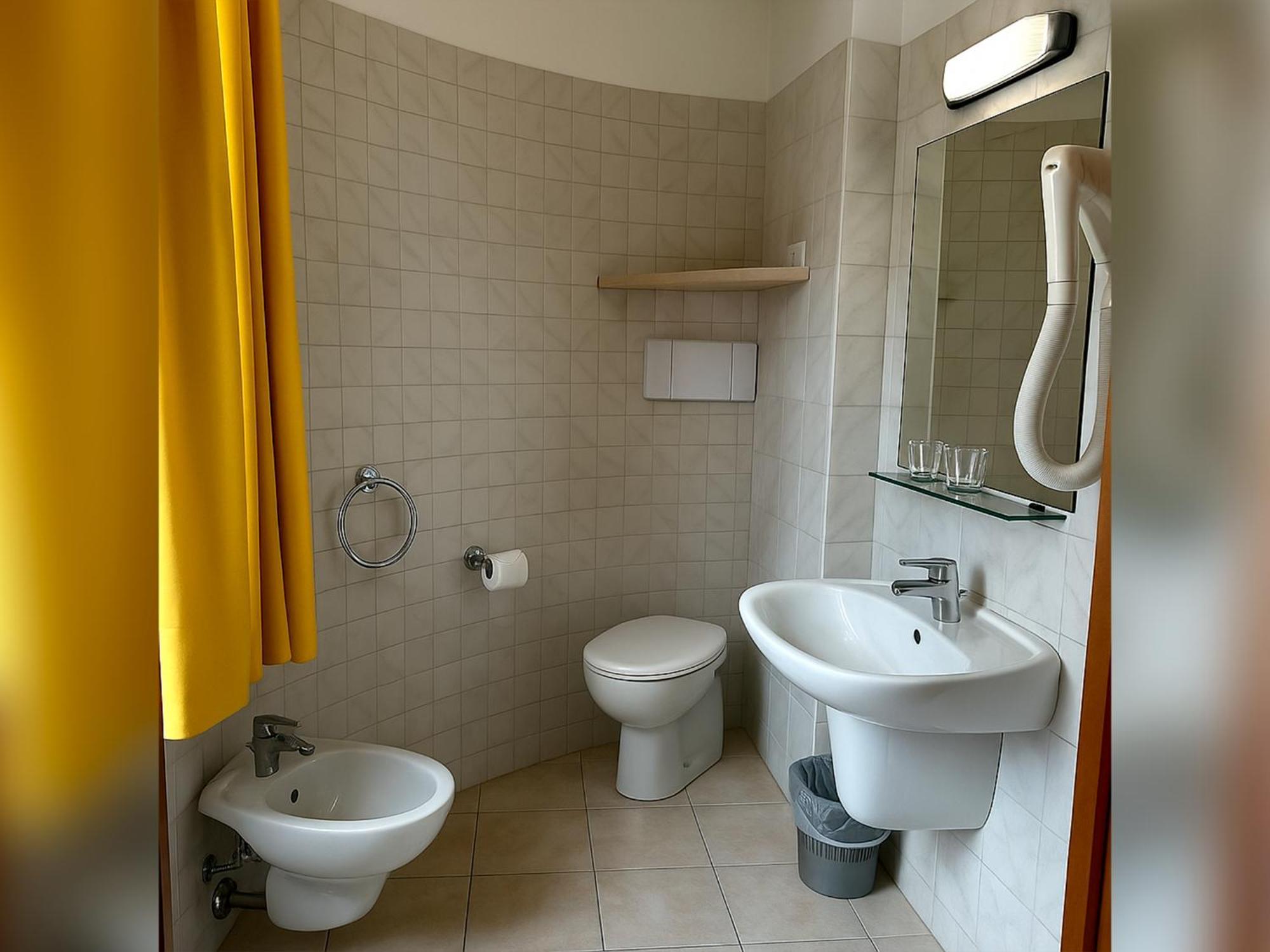 Hotel E Appartamenti La Solaria Сан-Джованні-Ротондо Екстер'єр фото