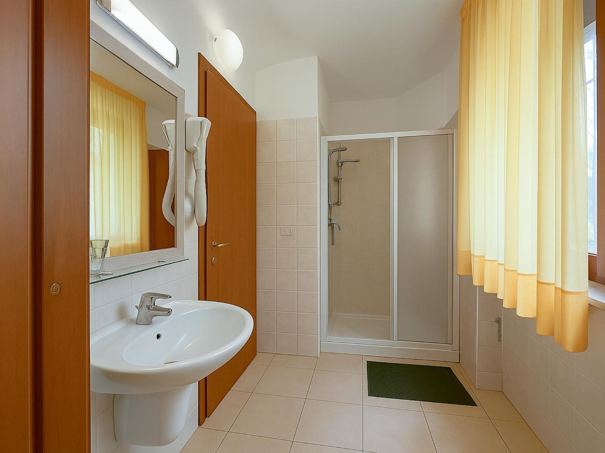 Hotel E Appartamenti La Solaria Сан-Джованні-Ротондо Екстер'єр фото